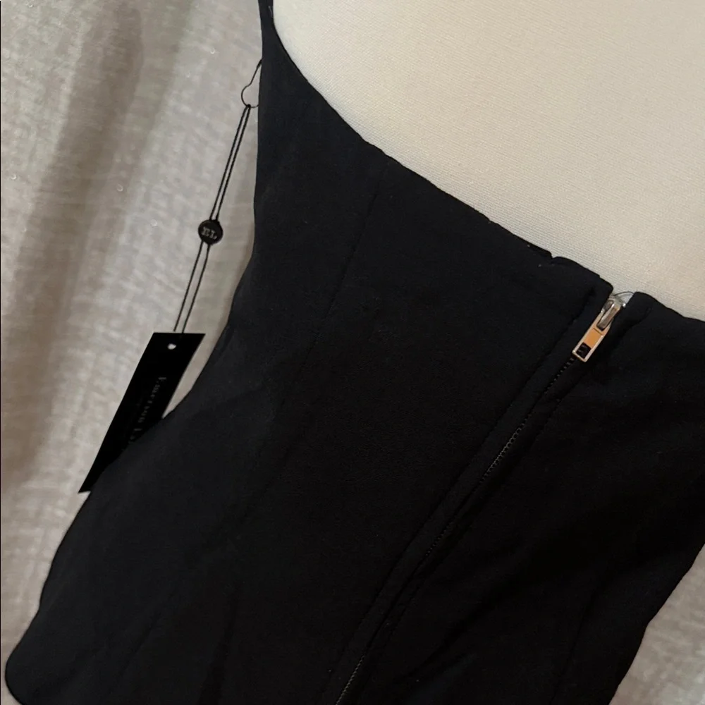 Black Strapless Top - Picture 3 of 4